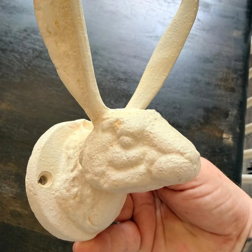 Cast Iron Rabbit Wall Hook Antique White Farmhouse Decor 7